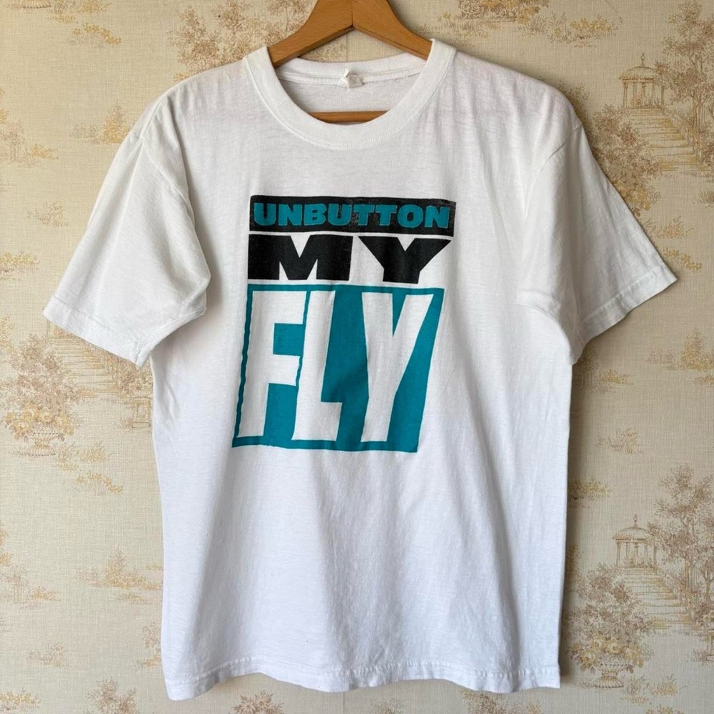 Vintage Unbutton My Fly white and blue funny Levi’s parody tee